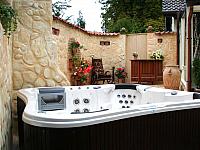 Whirlpool aufgestellt 10