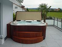 Whirlpool aufgestellt 15