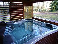Whirlpool aufgestellt 17